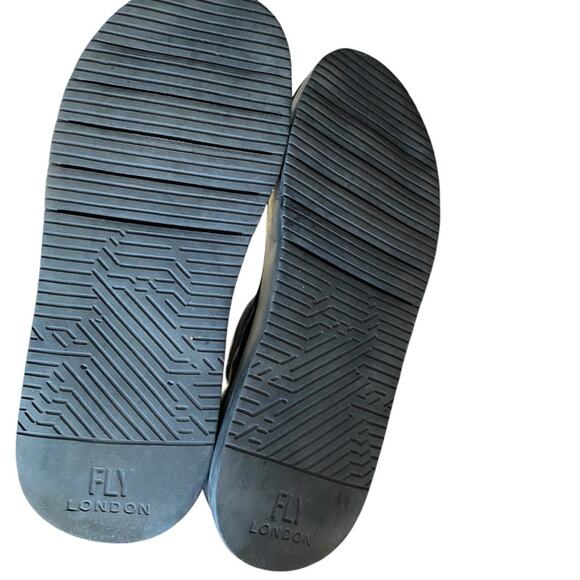 Fly London Ceto Platform Leather Sandals Black Mousse size 40 US 9-9.5 - Picture 9 of 9